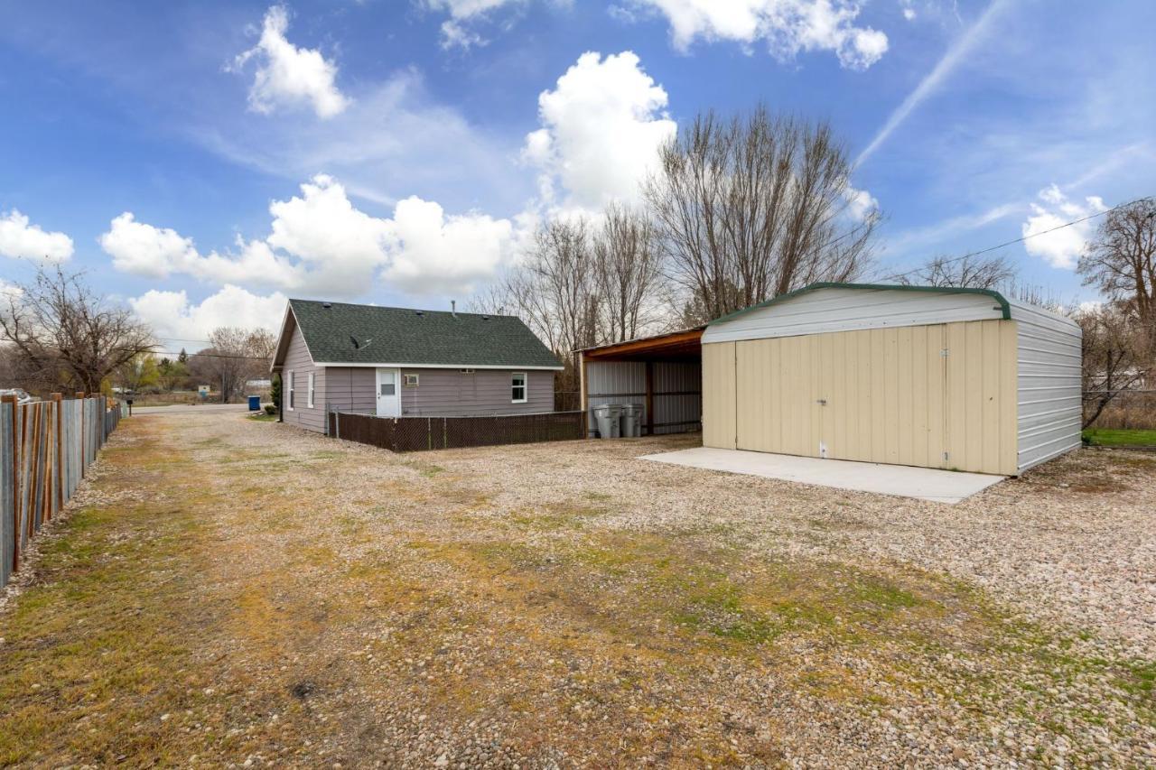 Morningstar Cottage: Pet-Friendly Retreat with RV Space near Snake River Eagle Exterior photo